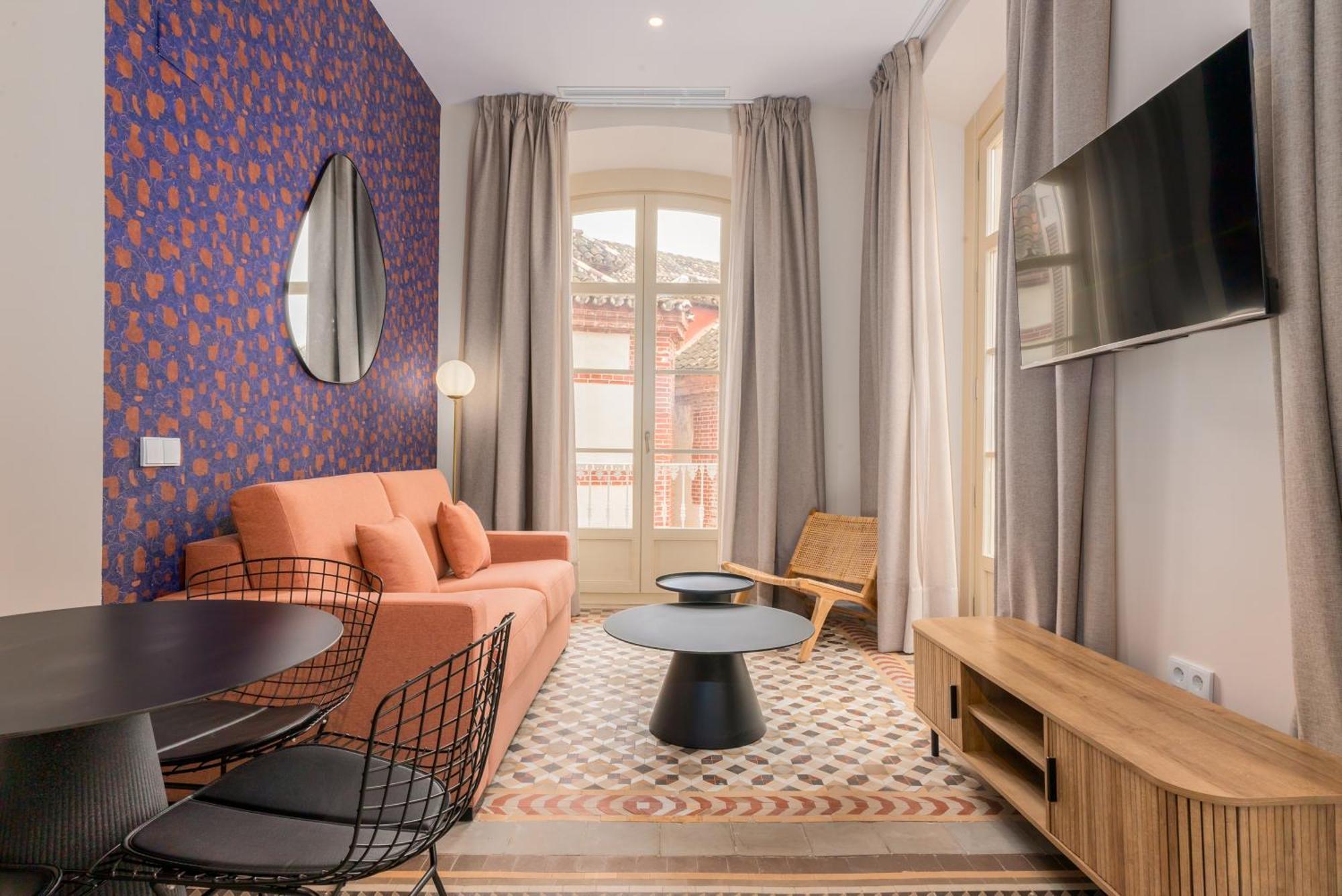 Smartr Malaga Centro Aparthotel Exterior photo